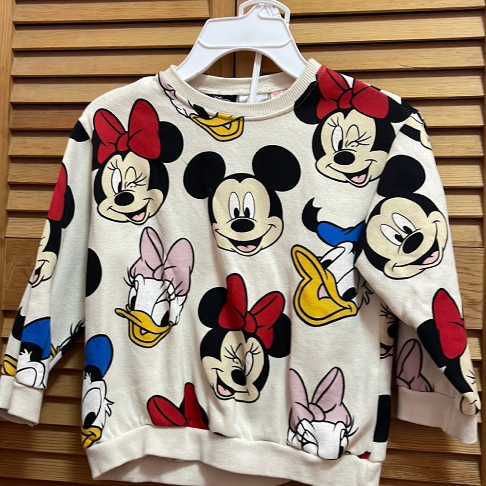 Zara Mickey Mouse sweater size 3-4